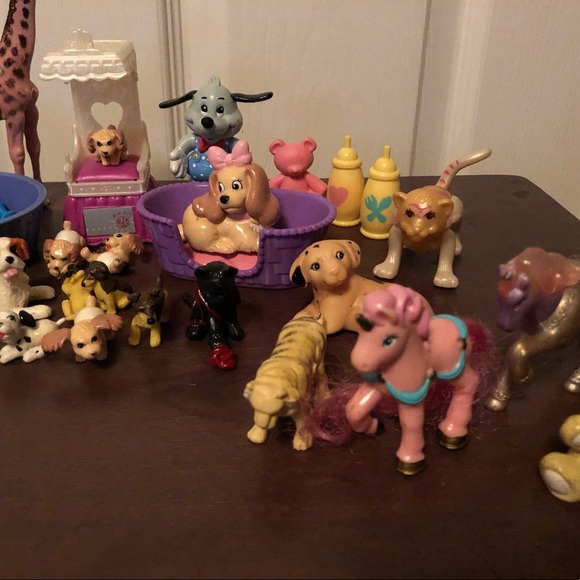 Assorted Animals Figurines - Picture 5 of 5